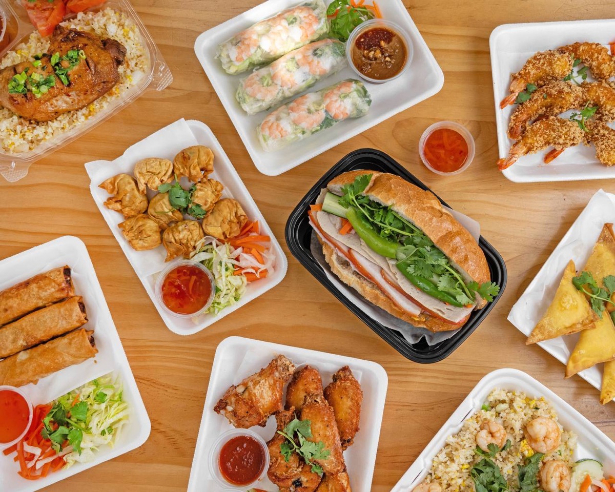 Bánh mì, spring rolls, wings, fried rice and more from Tealicious